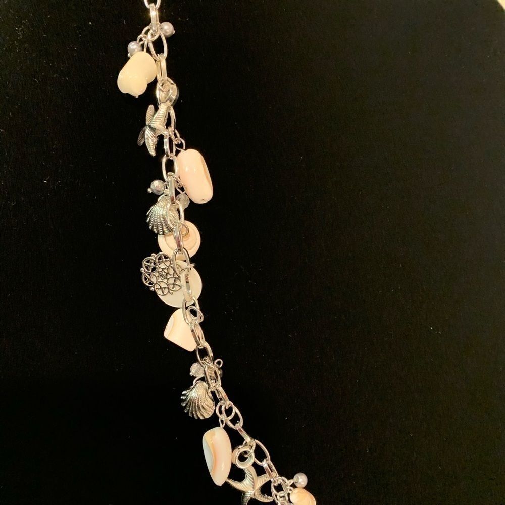 Bracelets   - Picture 12 of 13